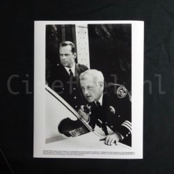 Striking Distance - Press Photo Movie Still 8x10” 1993 Bruce Willis John Mahoney